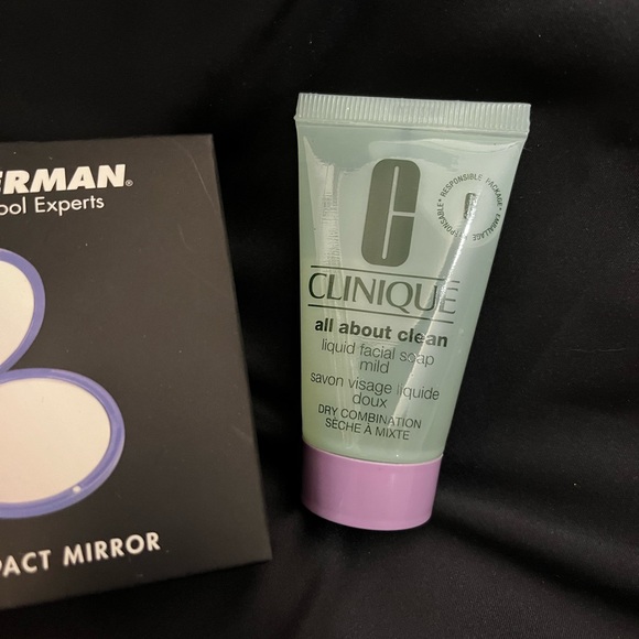 Clinique travel size package of three items - Picture 2 of 5